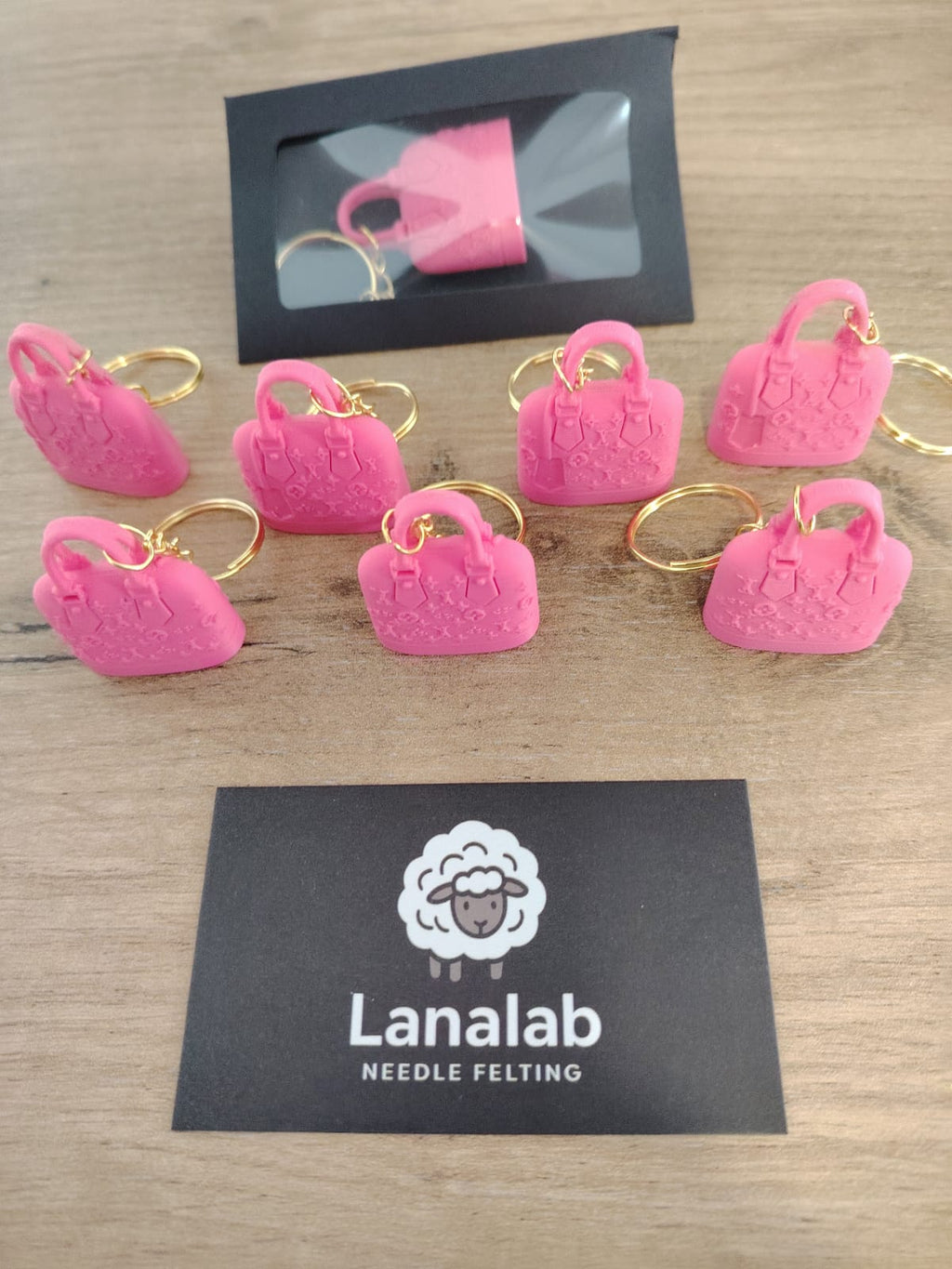 LLAVERO BOLSO DE LUJO LV EN MINIATURA