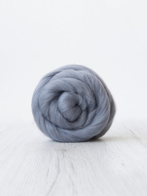 GRIS DESGASTADO 50 GR. LANA PEINADA CORREIDALE