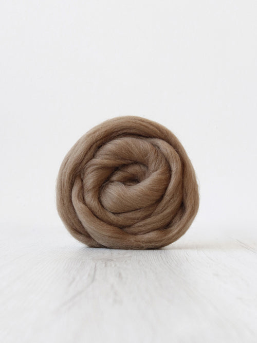 TIERRA 50 gr CORREIDALE LANA PEINADA