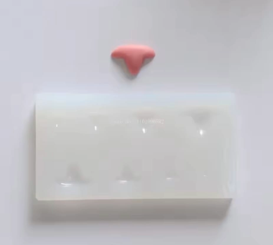 3 MOLDES DE SILICONA NARIZ DE GATO